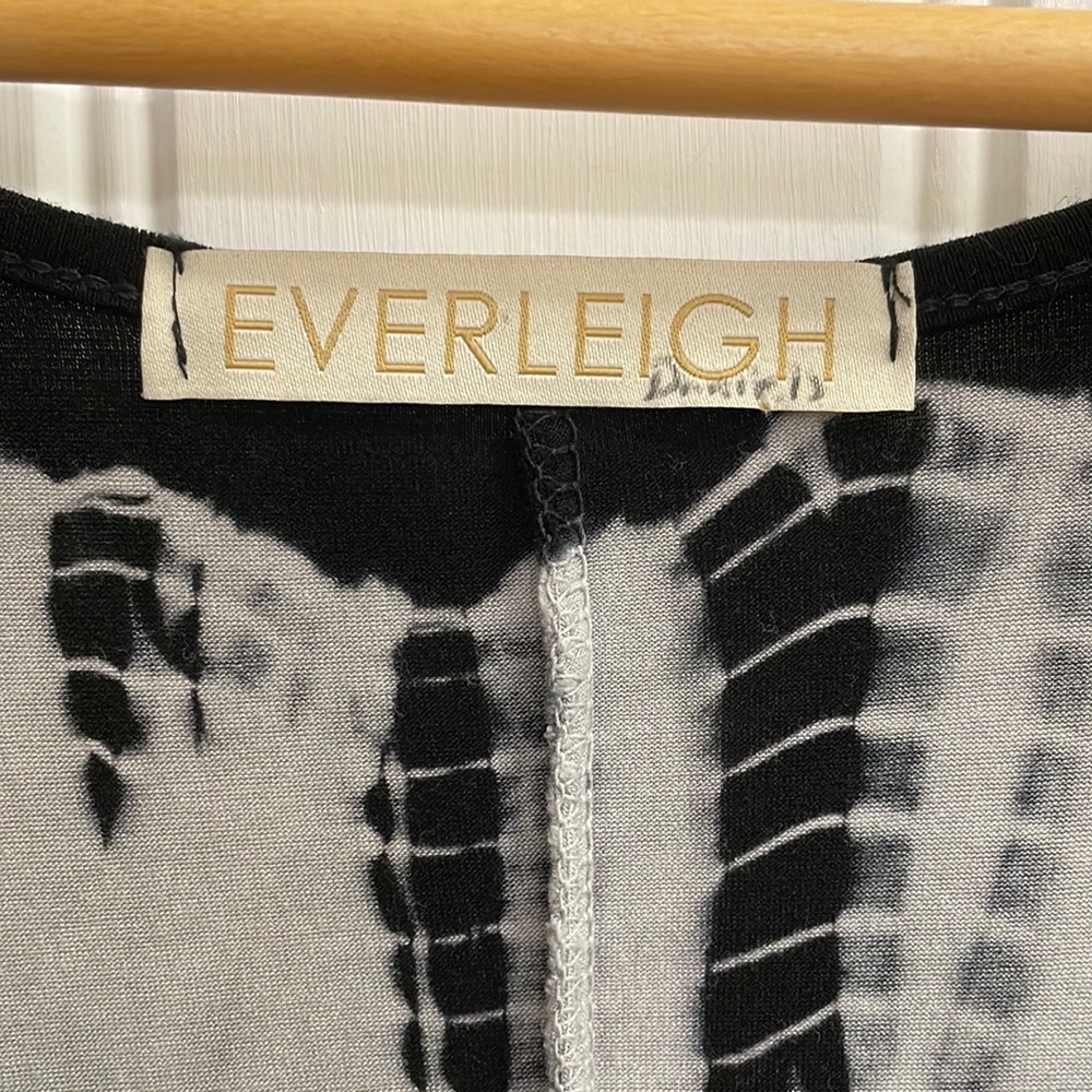 Everleigh tie dye high low maxi. M - Picture 4 of 7